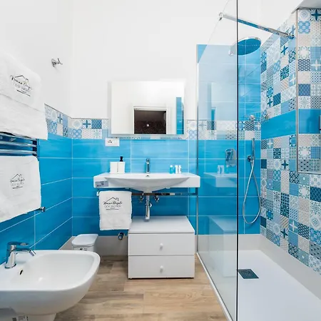 Nonno Angelo - 4 Bedrooms With Free Parking & Seaview Balcony Sorrent