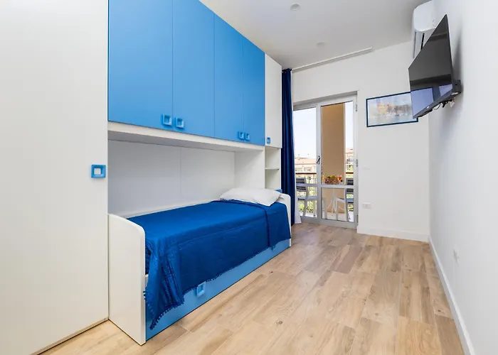 Apartamento Nonno Angelo - 4 Bedrooms With Free Parking & Seaview Balcony Península Sorrentina