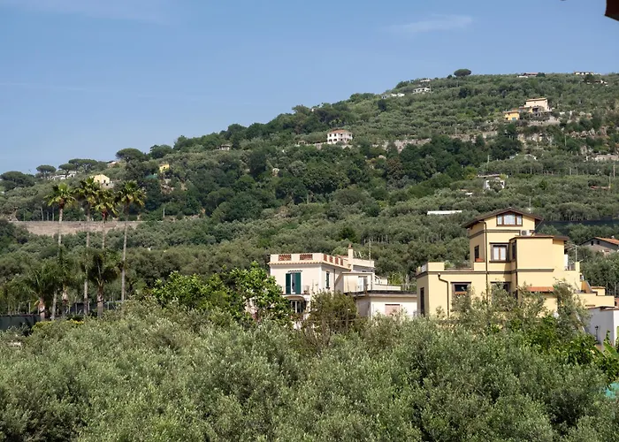 Nonno Angelo - 4 Bedrooms With Free Parking & Seaview Balcony Lägenhet *