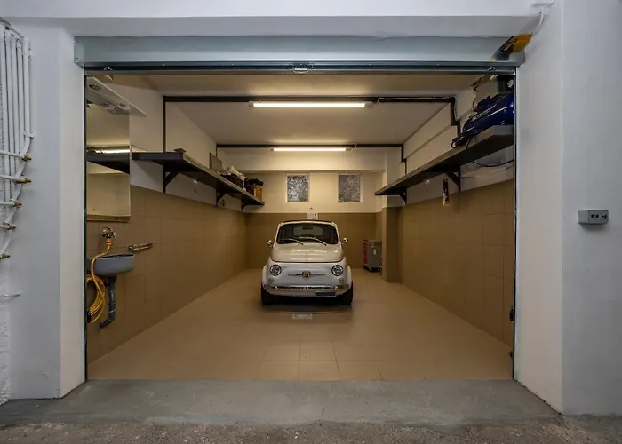 Lägenhet Nonno Angelo - 4 Bedrooms With Free Parking & Seaview Balcony Sorrento